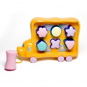 Imagine micsorata a jucariei Catelus inteligent Shape Sorter